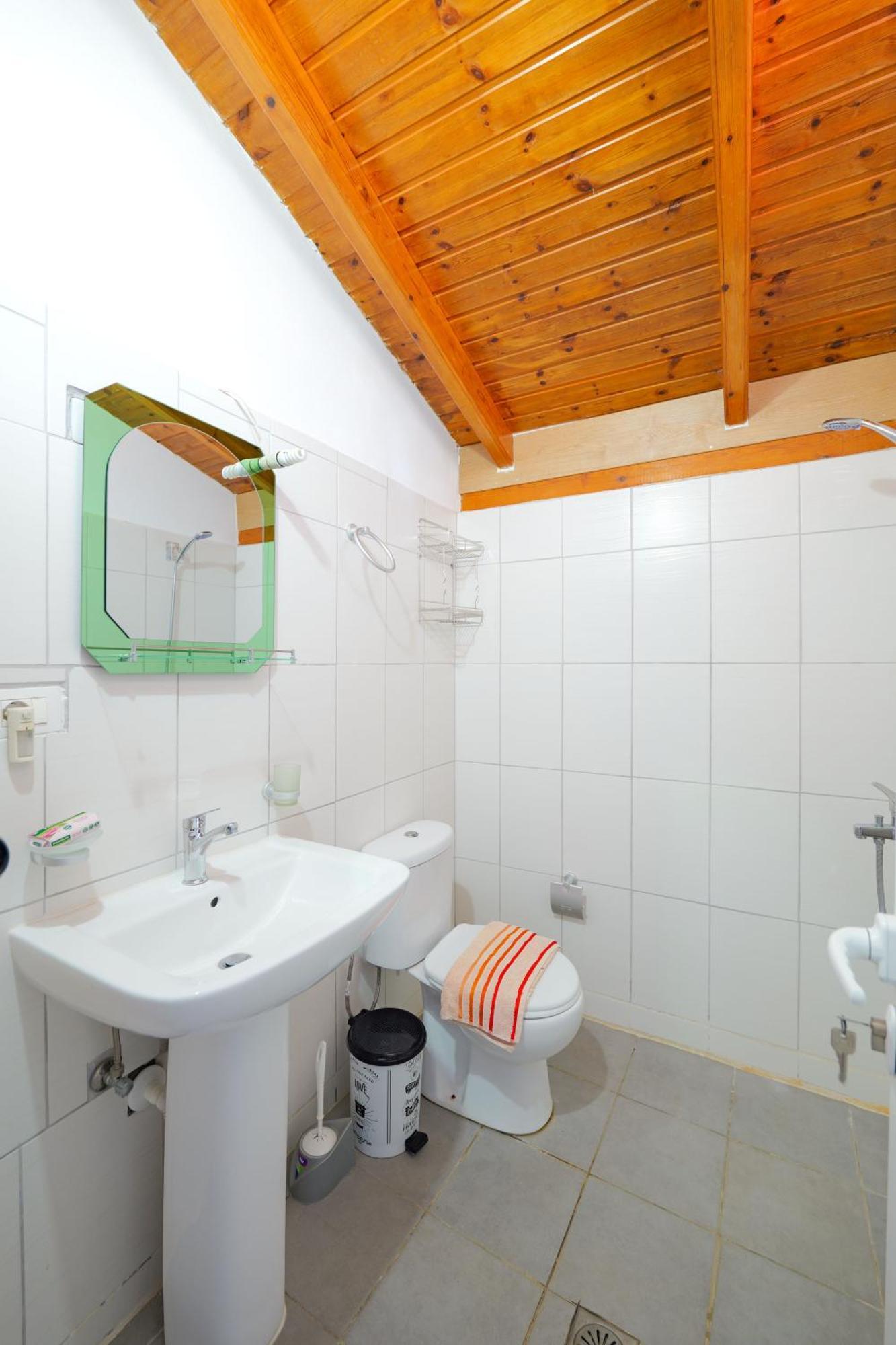 Guesthouse Blue Sky Ксамил Екстериор снимка